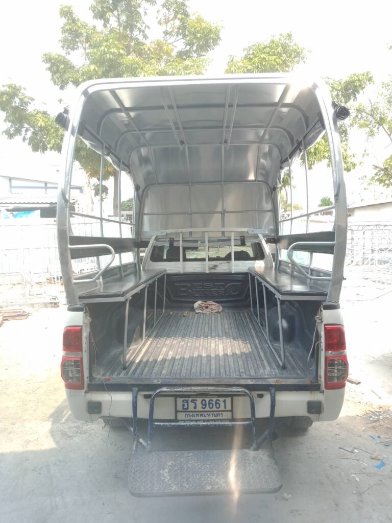 หลังคาสองแถว
