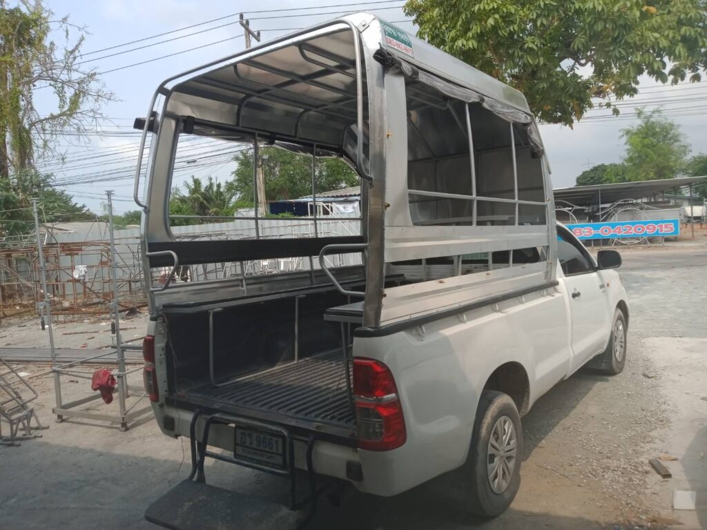 หลังคาสองแถว