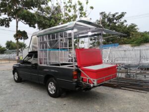 หลังคารถพุ่มพวง