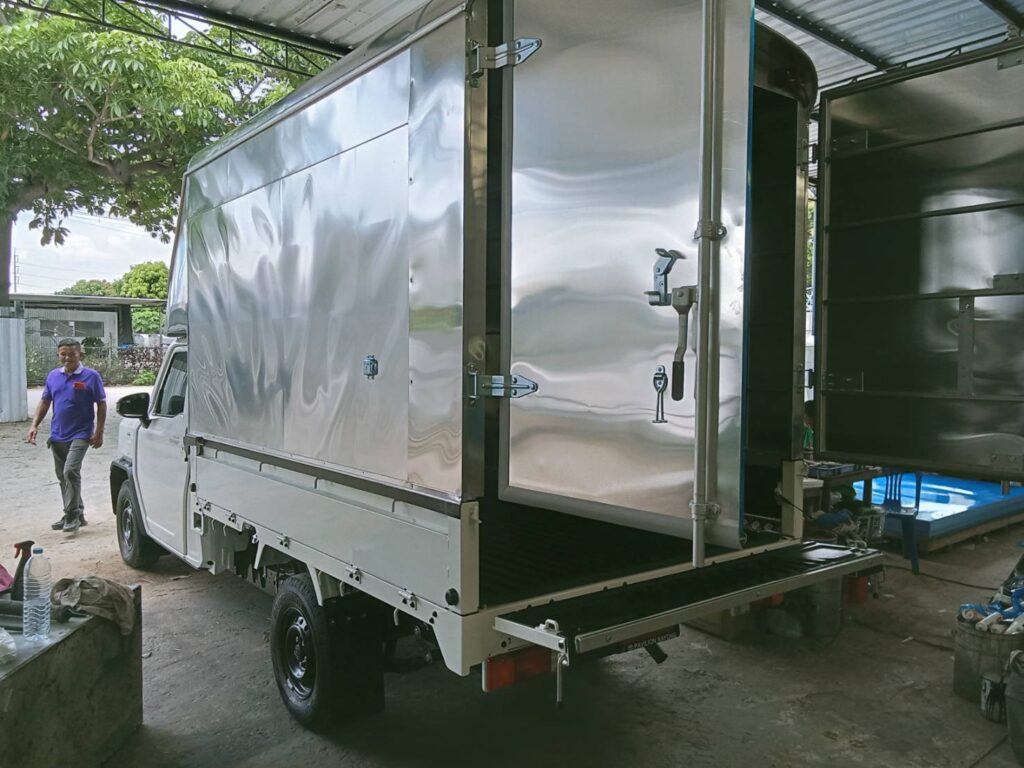 ตู้ทึบ hilux champ hilux champ ตู้ทึบ หลังคา Hilux Champ