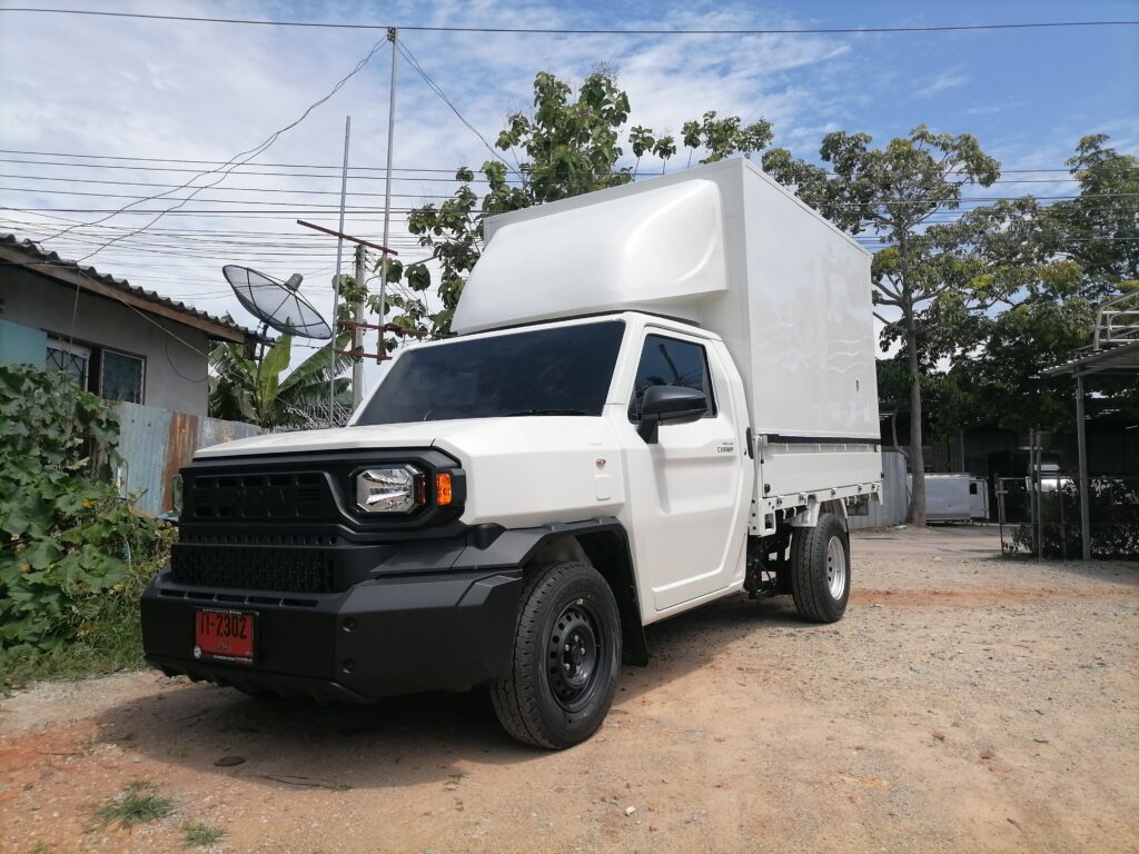 ตู้ทึบ hilux champ ตู้คาร์โก้ตู้ cargo box ตู้แห้งรถกระบะ